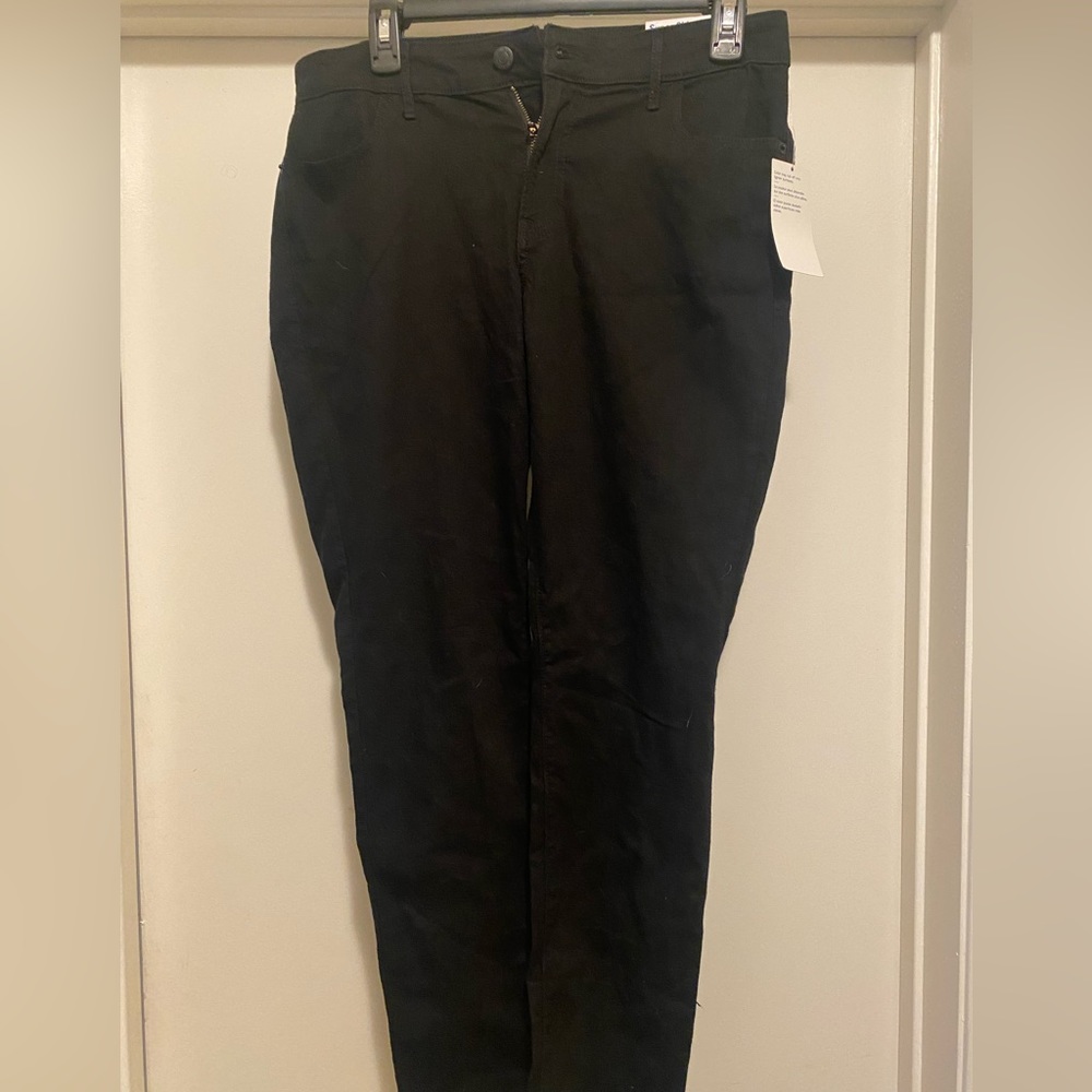 Old Navy Straight Black Super Skinny Jeans